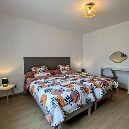 Apartment Renove Avec Parking A Proximite De Saint-die-des-vosges - Fr-1-589-675 *