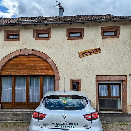 Renove Avec Parking A Proximite De Saint-die-des-vosges - Fr-1-589-675 Lägenhet *