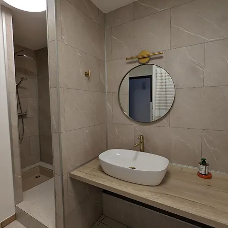 Renove Avec Parking A Proximite De Saint-die-des-vosges - Fr-1-589-675 아파트 Saint-Michel-sur-Meurthe